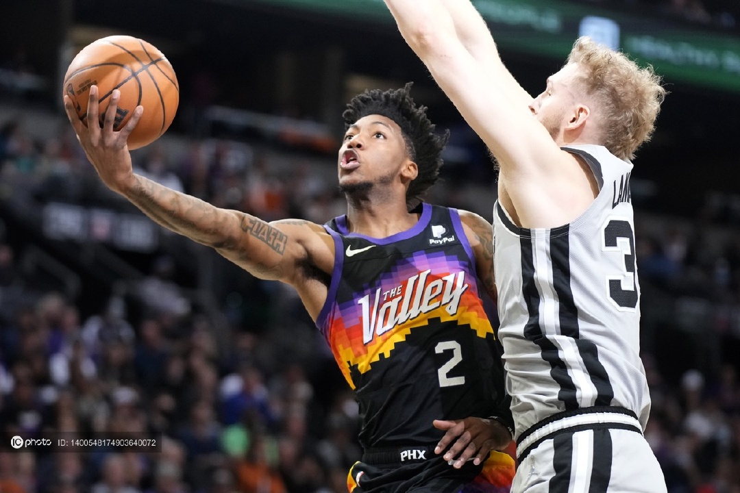 开云体育入口-包含足总杯窗口期走向成谜，圣安东尼奥马刺防线松动，信心回归，控场能力受关注的词条